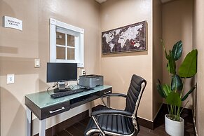 Quality Inn and Suites Springfield Southwest near I-72