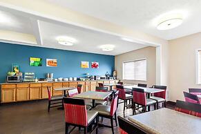 Quality Inn and Suites Springfield Southwest near I-72