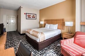 Quality Inn and Suites Springfield Southwest near I-72