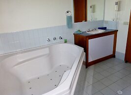 Victoriana Motor Inn