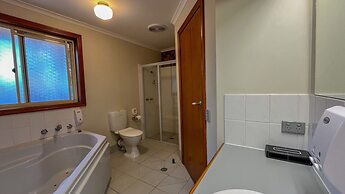 Victoriana Motor Inn