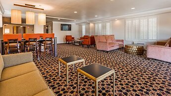 Lompoc Valley Inn and Suites