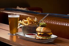 Sheraton Suites Galleria-Atlanta