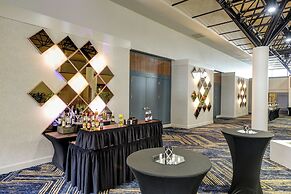 Crowne Plaza Hotel Jacksonville Airport/I-95N by IHG