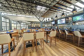 Crowne Plaza Hotel Jacksonville Airport/I-95N by IHG