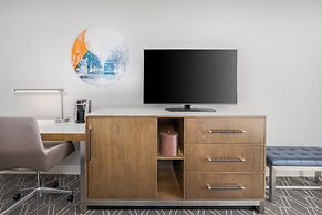 Crowne Plaza Hotel Jacksonville Airport/I-95N by IHG