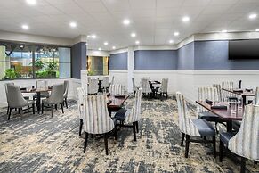 Crowne Plaza Hotel Jacksonville Airport/I-95N by IHG