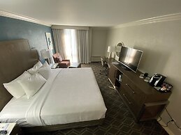 Crowne Plaza Hotel Jacksonville Airport/I-95N by IHG