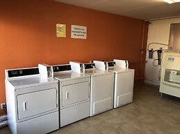 Motel 6 Brunswick, GA