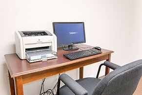 Motel 6 Tampa, FL - Fairgrounds