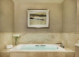 The Ritz-Carlton, Denver