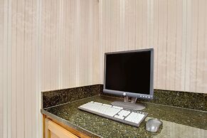 Days Inn by Wyndham Newport News City Center Oyster Point