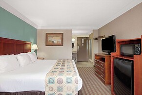 Ramada by Wyndham Houston Intercontinental Airport South
