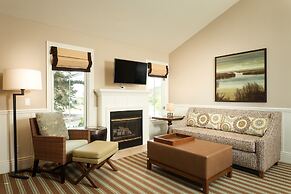 Lighthouse Lodge And Cottages