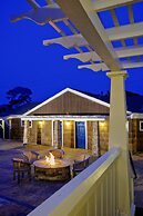 Lighthouse Lodge And Cottages