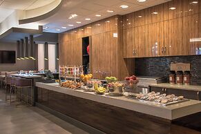 Courtyard by Marriott Bethesda/Chevy Chase