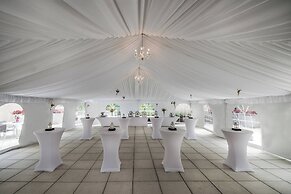 Courtyard by Marriott Bethesda/Chevy Chase