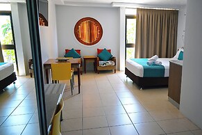 Waters Edge The Strand