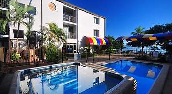 Waters Edge The Strand