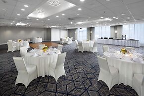 Courtyard By Marriott Shelton