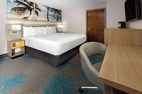 Days Inn by Wyndham Acworth