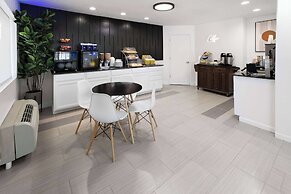 Days Inn by Wyndham Acworth