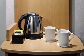Novotel London West
