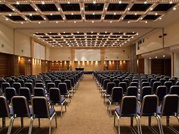 Novotel London West