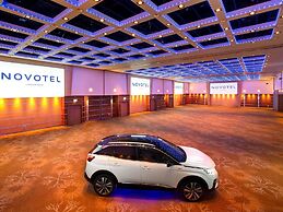 Novotel London West