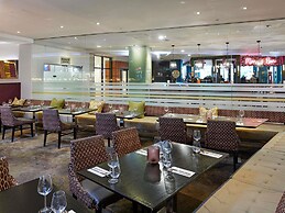 Novotel London West
