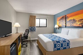 Days Inn by Wyndham Canastota/Verona