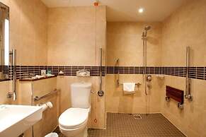 Mercure Exeter Southgate Hotel