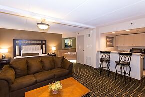 Ramada Hotel & Conference Center by Wyndham Plymouth