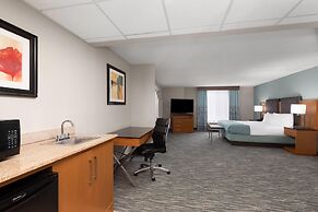 Wingate by Wyndham Greensboro/Coliseum