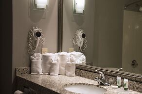 Greenstay Inn & Suites CourtView