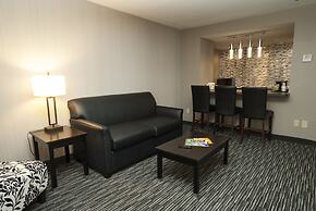 Greenstay Inn & Suites CourtView