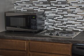 Greenstay Inn & Suites CourtView