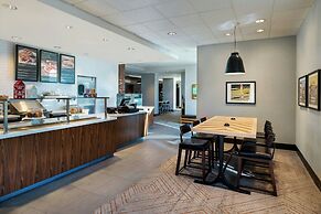 Four Points by Sheraton San Francisco Bay Bridge