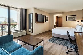 Four Points by Sheraton San Francisco Bay Bridge