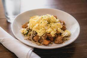 Four Points by Sheraton San Francisco Bay Bridge