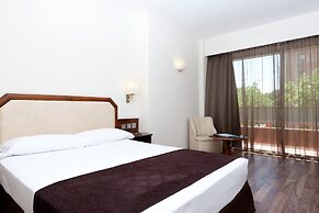Senator Barajas Hotel