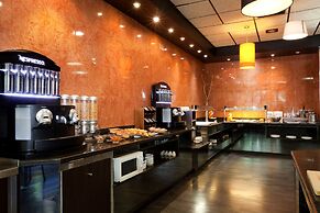 Senator Barajas Hotel