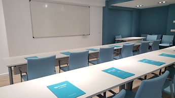 Senator Barajas Hotel