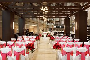 Embassy Suites by Hilton Chicago Lombard Oak Brook