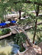 Omni La Mansion del Rio