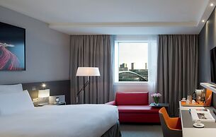 Pullman Paris Montparnasse Hotel