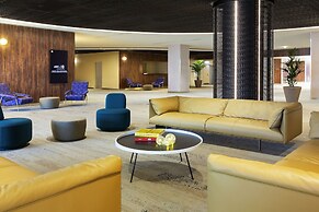 Pullman Paris Montparnasse Hotel