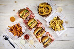 Pullman Paris Montparnasse Hotel