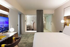Pullman Paris Montparnasse Hotel