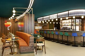 Pullman Paris Montparnasse Hotel